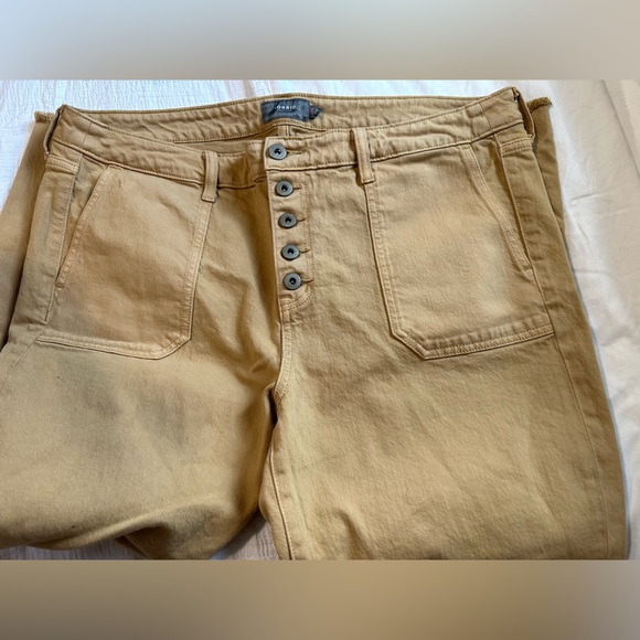 Torrid High Rise Stretch Button Fly Mom Jeans Ankle Fringe Hem Size 16 NWT - Picture 3 of 6